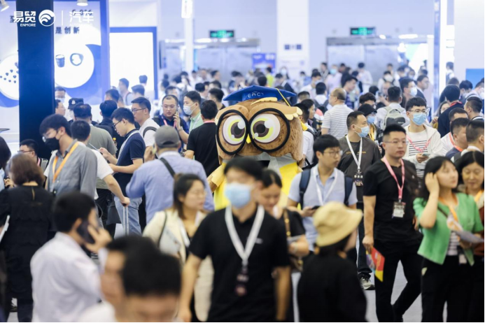 AI赋能，生态创新：2027EAC易贸智能产业展如何打通汽车、算力、机器人的供应链闭环