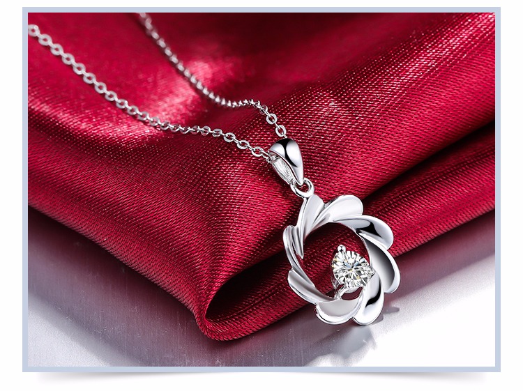 鸣钻国际 时尚925银饰新娘项链女纯银水晶吊坠定情信物配银链生日